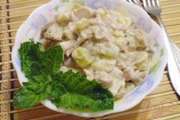 фото рецепта Кабачок с грибами в сметане
