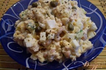 фото рецепта Салат куриный с каперсами и фасолью