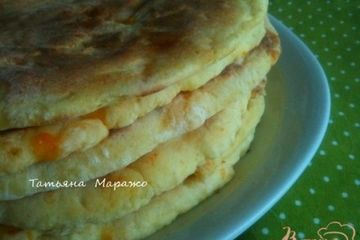фото рецепта Лепешки из гороха нут с сыром