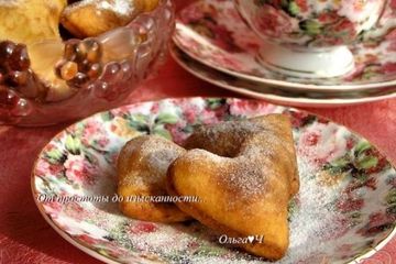 фото рецепта Творожные пончики с дынно-лимонным курдом