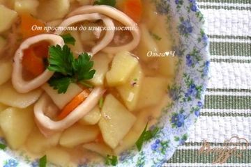 фото рецепта Картофельный суп с кальмаром