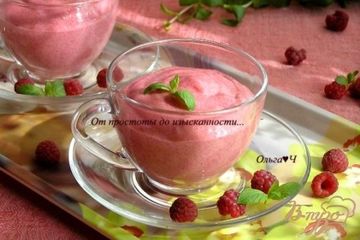 фото рецепта Малиновый мусс с мятой