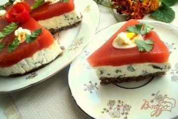 фото рецепта Закусочный  сырно-томатный торт