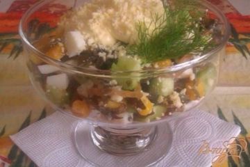 фото рецепта Салат из морской капусты с огурцом