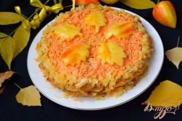 фото рецепта Картофельный торт с морковно-сырной прослойкой