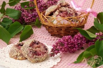 фото рецепта Песочное печенье с чёрной смородиной