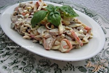 фото рецепта Салат с крабовыми палочками и грибами