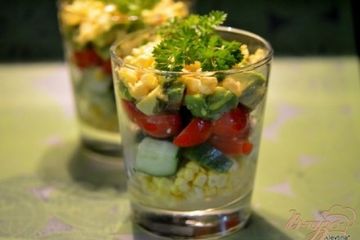 фото рецепта Салат с авокадо и с овощами