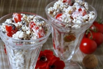 фото рецепта Салат с курицей и орехами