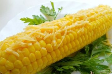 фото рецепта Кукуруза отварная со сливочным маслом и сыром
