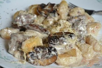 фото рецепта Ньокки с грибами и гамбургером