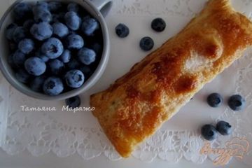 фото рецепта Пирог с яблоками и черникой (голубикой)