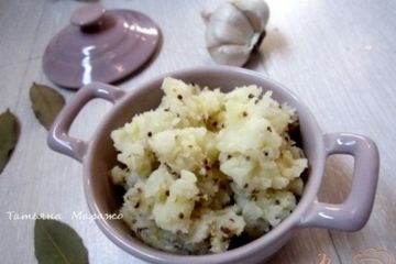 фото рецепта Давленый картофель с горчицей и чесноком