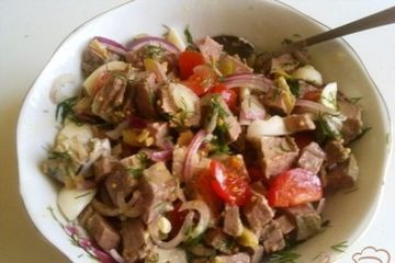 фото рецепта Салат с говядиной и оливками