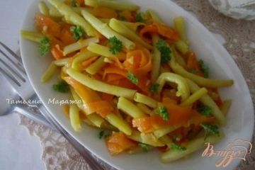 фото рецепта Стручковая фасоль с морковью на пару