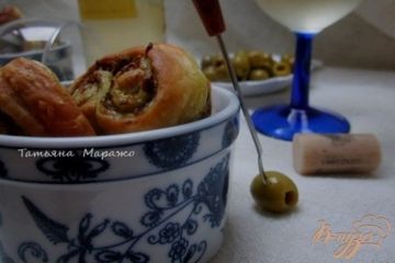 фото рецепта Закусочные ушки с оливками