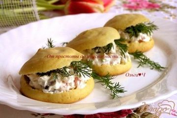 фото рецепта Картофельные эклеры с творожным сыром, рисом, овощами и зеленью