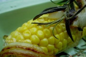 фото рецепта Запеченая кукуруза с розмарином