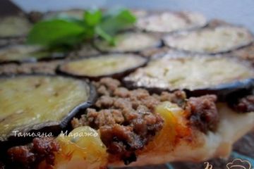 фото рецепта Перевернутый пирог с мясным фаршем и баклажанами