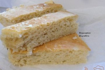 фото рецепта Хлеб с прованскими травами и чесноком
