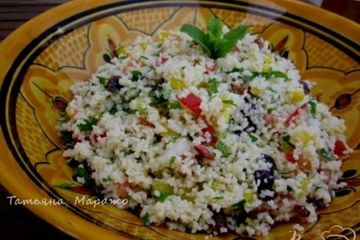 фото рецепта Табуле по-восточному с изюмом (Taboulé oriental aux raisins)