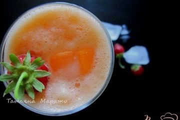 фото рецепта Напиток из дыни и белого вина