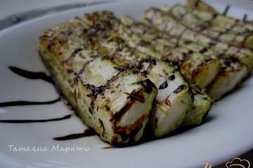 фото рецепта Цукини запеченые с прованскими травами