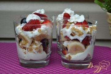 фото рецепта Парфе из свежих ягод и фруктов