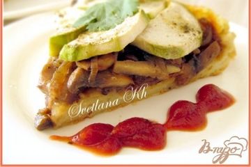 фото рецепта Картофельный пирог с грибами и кабачками