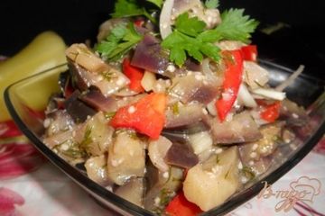 фото рецепта Салат из баклажанов и перца