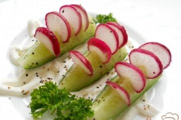 фото рецепта Оригинальная закуска из огурцов и редиса