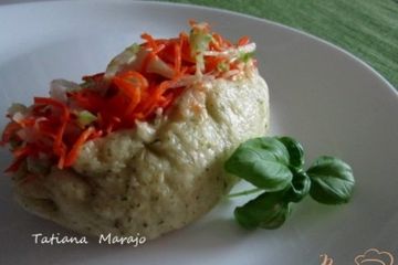 фото рецепта Паровые пирожки с мясом и  пикантными овощами