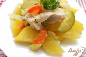фото рецепта Картофель запеченный в рукаве с куриным филе и овощами
