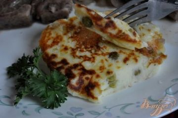 фото рецепта Картофельные котлеты с зеленым горошком