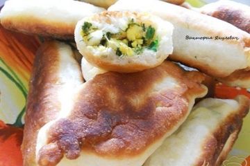 фото рецепта Домашние пирожки с яйцом и зеленью