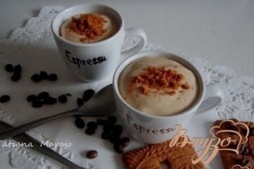 фото рецепта Кофейный мусс с пряным печеньем
