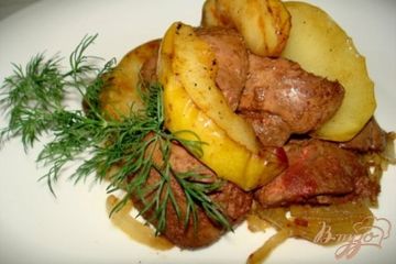фото рецепта Печень с яблоками и луком