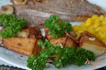 фото рецепта Хрустящий картофель с беконом и петрушкой