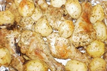 фото рецепта Куриные голени запеченные с картофелем