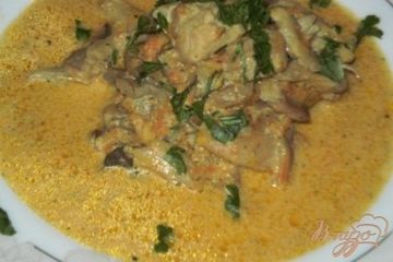 фото рецепта Курица тушеная с овощами и грибами