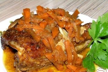 фото рецепта Пряная курица, тушеная в пиве
