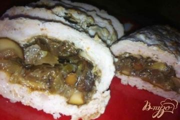 фото рецепта Мясные рулетики с лесными грибами и луком