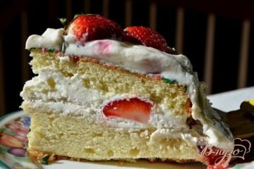 фото рецепта Торт с клубникой