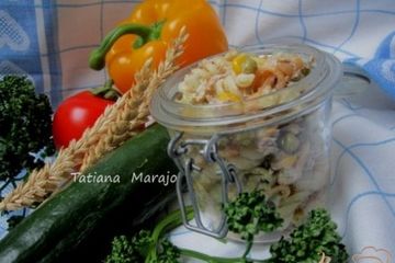 фото рецепта Салат с тунцом