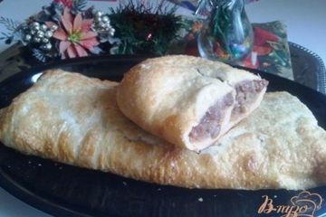 фото рецепта Штрудель с изюмом и орехами.