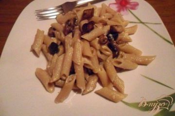 фото рецепта Пенне с грибами под сырным соусом