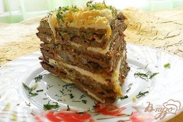 фото рецепта Печеночный торт с грибами