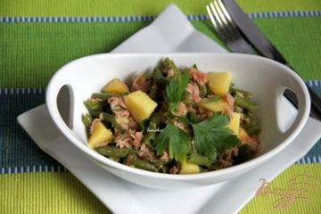 фото рецепта Ensalada de verano  Салат из спаржевой фасоли, картофеля, тунца