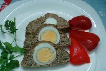 фото рецепта Рулет мясной с яйцами