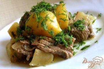 фото рецепта Мясо в укропе с картошкой (в горшочке)